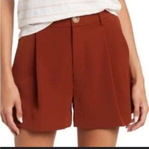 Vince Brown Pleated High Waisted Shorts Size 2 Retails: $295
